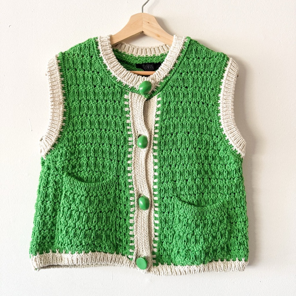 Zara Women’s Crocheted Knit‎ Green Vest Size Small